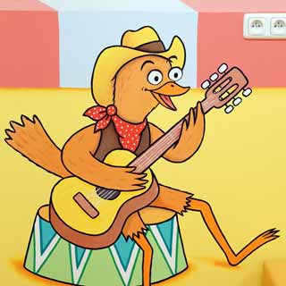 Vrabčák s kytarou na dětské nástěnné malbě